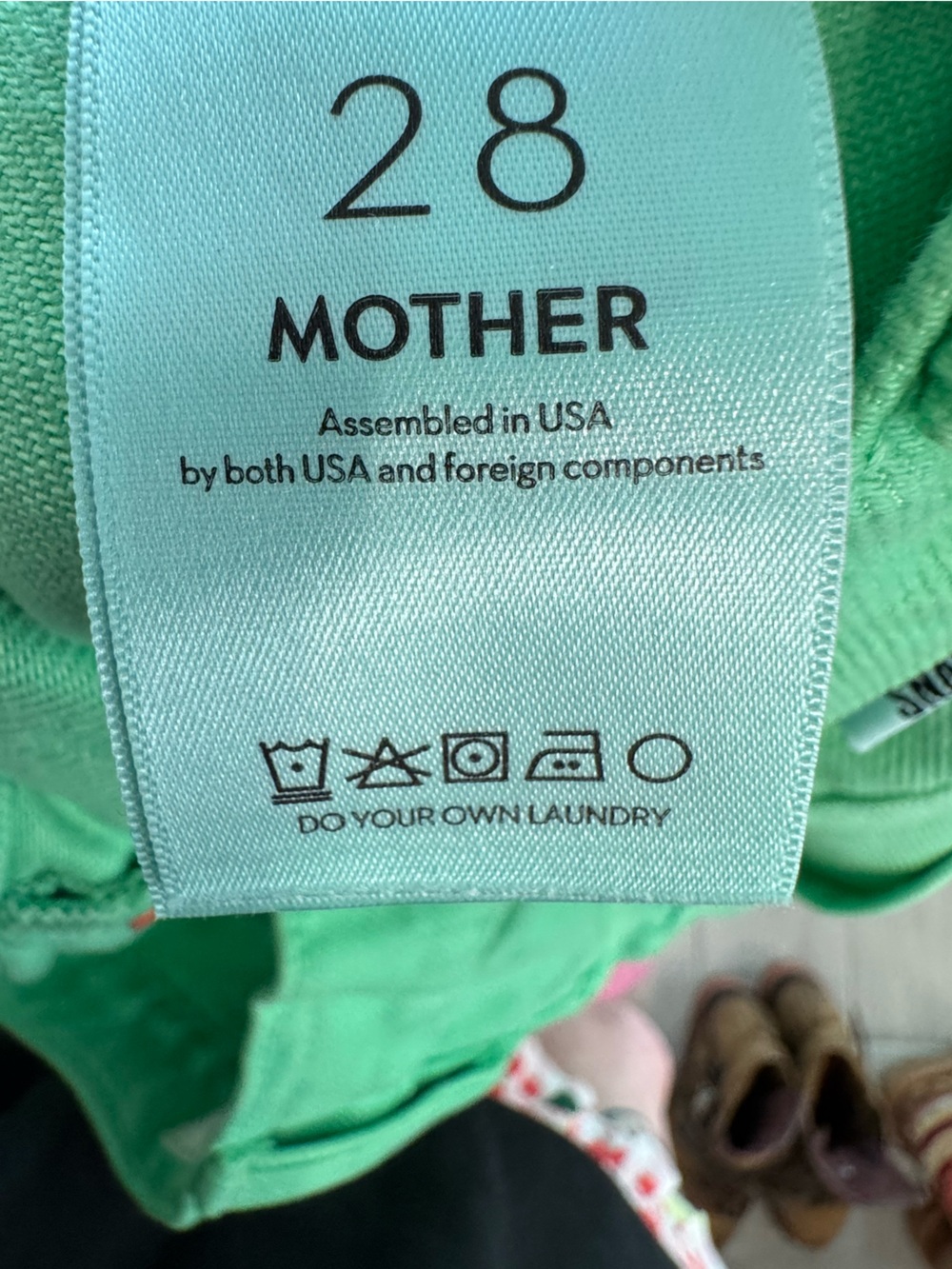 MOTHER SNACKS The Smoothie Carpenter Jeans in Summer Green Size 28 NWT - Picture 4 of 6